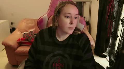 kissica online show from 02-09-25, 03:01