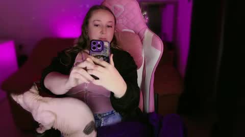 kissica online show from 02-11-25, 06:01