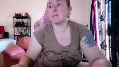 kissica online show from 09-21-25, 11:23