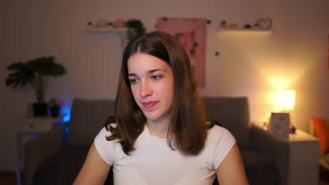 Snapshot of kissiecat chatting on 11-10-25, 02:49 Sisi online show from 11-10-25, 02:49