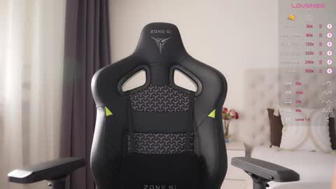 kissing33 online show from 09-30-25, 10:04