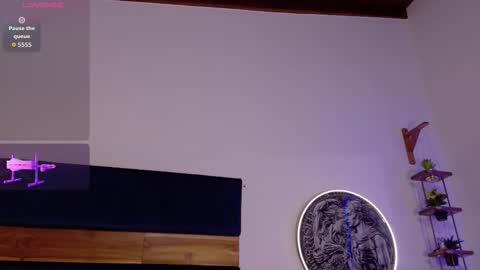 Kissing Company online show from 11-07-25, 03:06