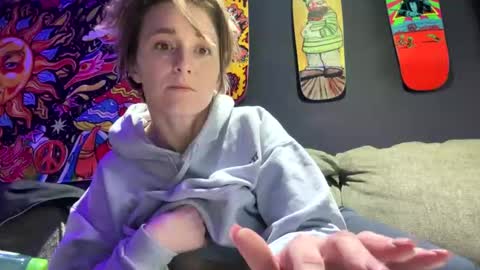 Kaitie online show from 11-28-25, 11:46