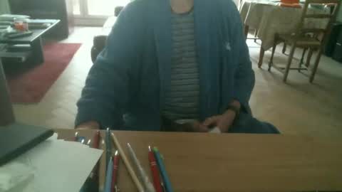 kisslog1 online show from 10-18-25, 07:20