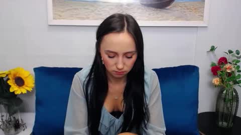 LuisaLove online show from 02-20-26, 08:16