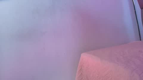 BELLA FLAME online show from 10-04-25, 07:01