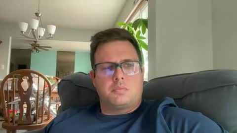 Snapshot of kissmeimirish69 chatting on 10-22-25, 05:24 kissmeimirish69 online show from 10-22-25, 05:24