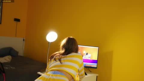 Snapshot of kissmesloww chatting on 10-14-25, 04:41 Snezhana online show from 10-14-25, 04:41