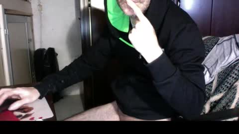 Snapshot of kissofbanned1983 chatting on 12-14-25, 02:11 kissofbanned1983 online show from 12-14-25, 02:11