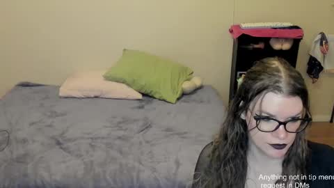 Snapshot of kissykryssie chatting on 03-15-26, 03:23 kissykryssie online show from 03-15-26, 03:23