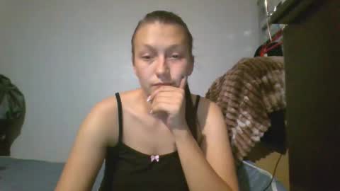 kiti_kitiss online show from 10-11-25, 03:54