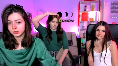 kitniss online show from 04-07-26, 07:14