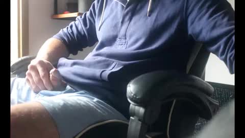 Snapshot of kitosssss chatting on 05-05-26, 02:14 Steve Cocks online show from 05-05-26, 02:14