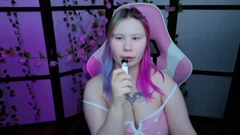 Snapshot of kitsune_little chatting on 06-03-26, 10:04 kitsune_little online show from 06-03-26, 10:04