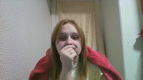 Snapshot of kitte_shy97 chatting on 03-16-26, 05:28 Kitte online show from 03-16-26, 05:28