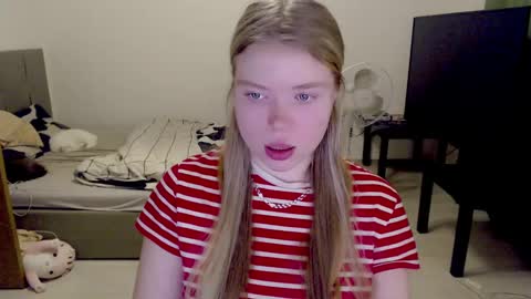 Jennyblonde and Emmabrunette online show from 12-27-24, 03:15