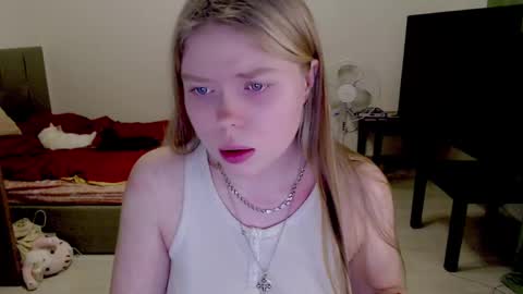 Jennyblonde and Emmabrunette online show from 01-28-25, 08:36
