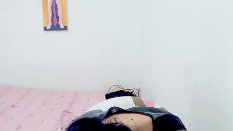 Snapshot of kitten_punches02 chatting on 12-05-25, 03:37 kitten_punches02 online show from 12-05-25, 03:37