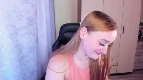 Snapshot of kitten_sun chatting on 12-29-24, 04:48 kitten_sun online show from 12-29-24, 04:48