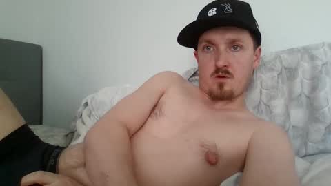 Snapshot of kittenfoxxx chatting on 03-04-25, 09:00 kittenfoxxx online show from 03-04-25, 09:00