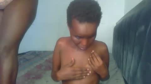 Snapshot of kittengirl_xo chatting on 03-10-26, 07:24 kittengirl_xo online show from 03-10-26, 07:24