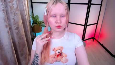 Snapshot of kittenxoann chatting on 04-18-26, 07:29 kittenxoann online show from 04-18-26, 07:29