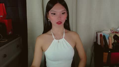 Snapshot of kitteylovesyou chatting on 05-21-26, 11:56 KITTY online show from 05-21-26, 11:56