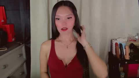 Snapshot of kitteylovesyou chatting on 05-29-26, 09:46 KITTY online show from 05-29-26, 09:46