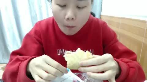 kitti_baby2x online show from 11-27-25, 01:51