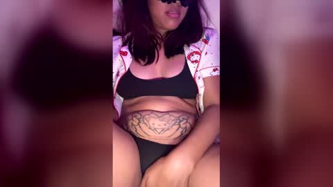 kittiannyela online show from 04-28-26, 06:51