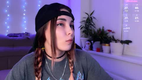 Veronica online show from 09-08-25, 06:51