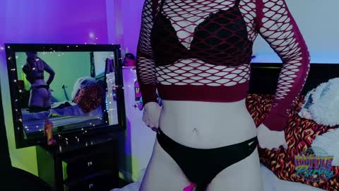 Kittie Purry online show from 01-14-25, 03:11