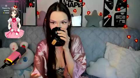 Kitti online show from 04-26-26, 02:31