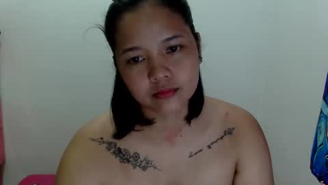 Snapshot of kittlyn chatting on 11-04-25, 01:16 kittlyn online show from 11-04-25, 01:16