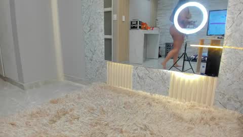 Snapshot of kitty__diamond_ chatting on 01-01-25, 01:26 kitty__diamond_ online show from 01-01-25, 01:26