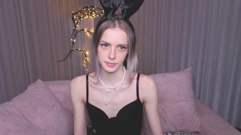 Kitty online show from 05-20-26, 01:01