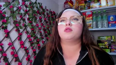 Snapshot of kitty__pinnk chatting on 05-05-26, 07:55 KAROL online show from 05-05-26, 07:55