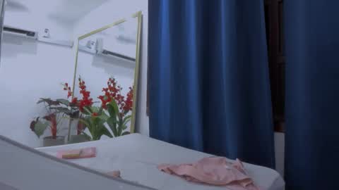 kitty_and_masterboy online show from 11-25-25, 02:33