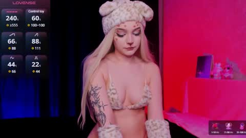 kitty_bang online show from 12-18-24, 07:47