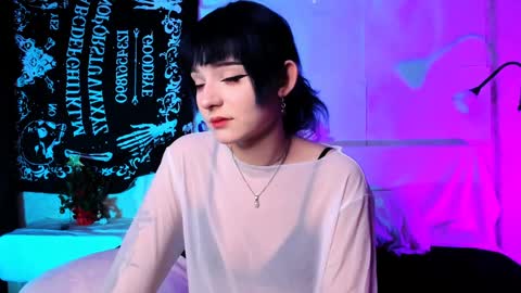 kitty_bang online show from 02-02-25, 01:41