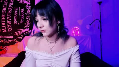 kitty_bang online show from 02-07-25, 07:49