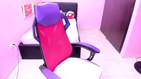 Snapshot of kitty_doll_squirt chatting on 10-09-25, 01:53 kitty_doll_squirt online show from 10-09-25, 01:53