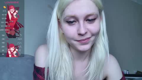 Evelyn online show from 03-08-25, 02:19