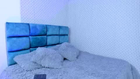 Kitty online show from 01-14-25, 03:15