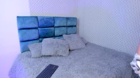 Kitty online show from 01-24-25, 06:14