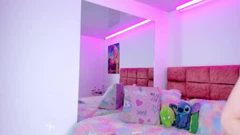 Kitty online show from 10-24-25, 01:24