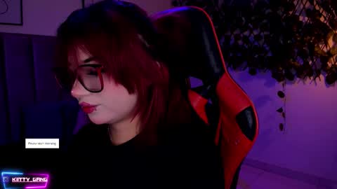 Camila online show from 11-19-25, 02:11