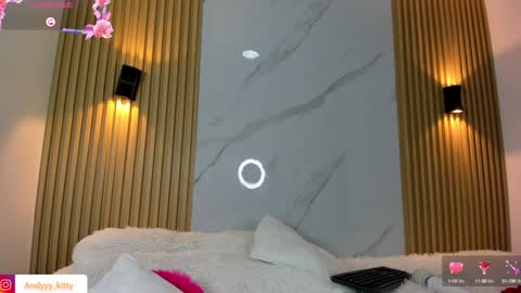 Snapshot of kitty_gill chatting on 01-22-25, 02:14 kitty_gill online show from 01-22-25, 02:14