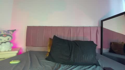 kitty_kryss online show from 10-11-25, 03:21