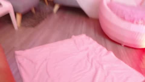 KITTY online show from 09-25-25, 01:15